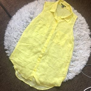 Sleeveless top